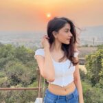 Simran Sharma Instagram - 🌅🌻✨ 📷 by @shubhankarbahl 💛