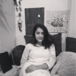 Simran Sharma Instagram - comfy in a cozy corner.. . . . . #comfycorner #art #lucknowilove #blackandwhite #monochrome