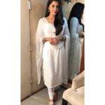 Simran Sharma Instagram - Channelling my inner ‘Chandni’🌙🙈 . . . . One of my favourite looks from @humchaarfilm #ManjariMishra Thank you, @terrencelobo 💕 @vaishalisutar1972017 @koreavinash Mathura, Uttar Pradesh