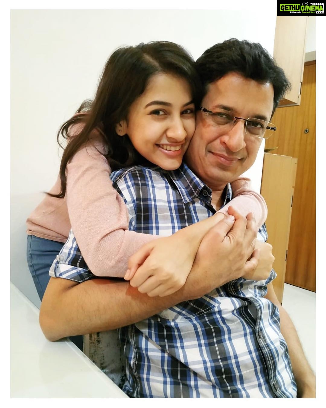 Simran Sharma Instagram - Both, my strength and my weakness, my biggest supporter and my worst critic. By me at my worst, proudest at my best. My best friend, confidant, guiding light..papa❤️ #blessedwiththebest