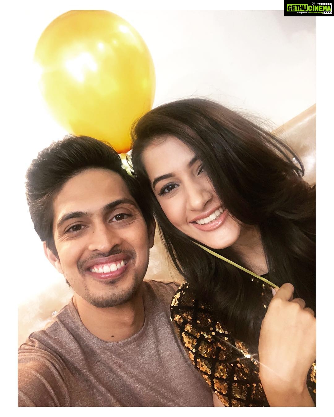 Simran Sharma Instagram - Happy birthday, my dear @tushar.pandey!๐ Thank you for being such a warm and caring dost to me!๐ I think we should settle our endless โlow angle vs top angleโ debate with this one in this picture right here.๐ Love you!