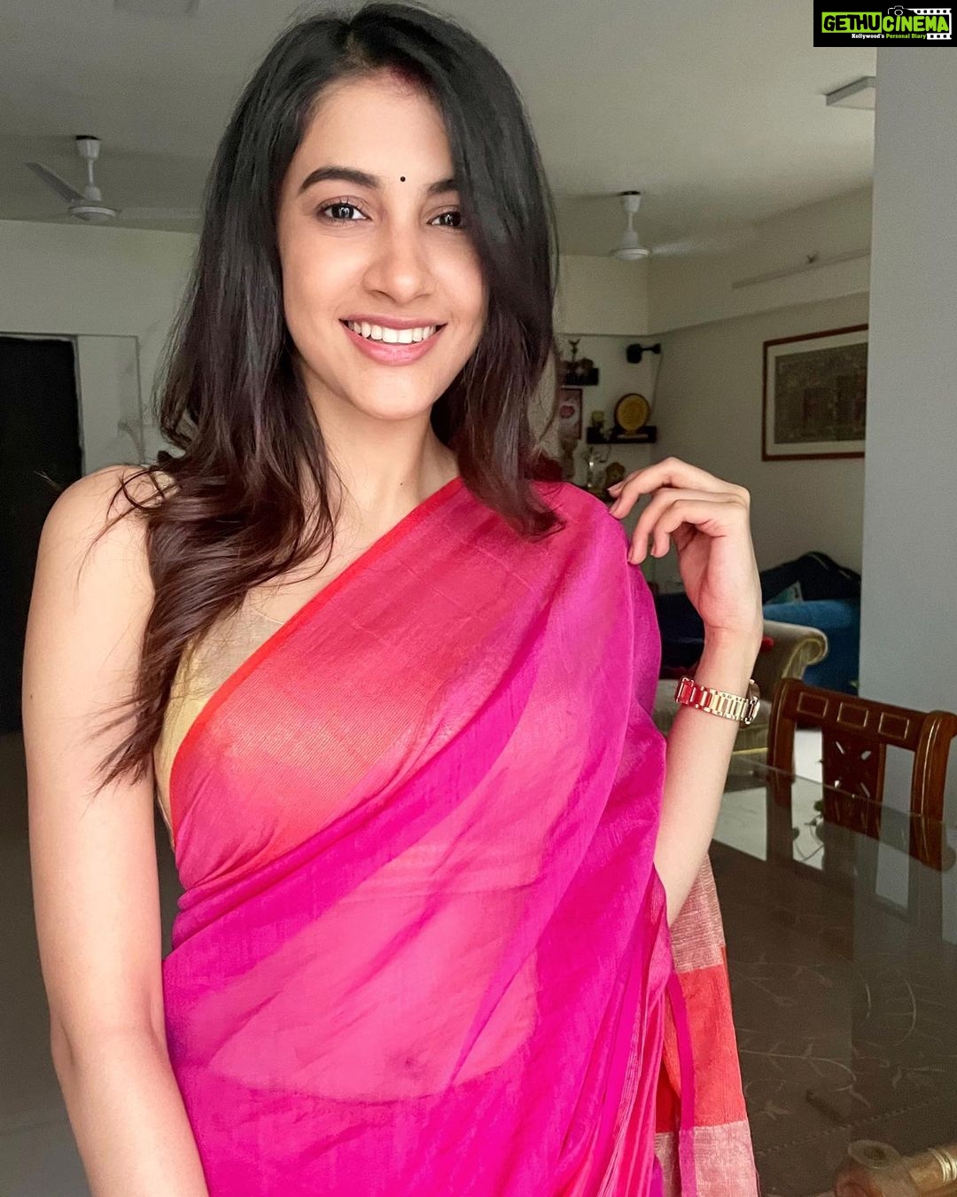 Actress Simran Sharma HD Photos and Wallpapers May 2022 | Gethu Cinema