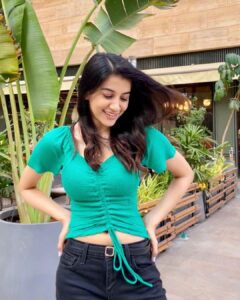Simran Sharma Instagram - 🌿💚