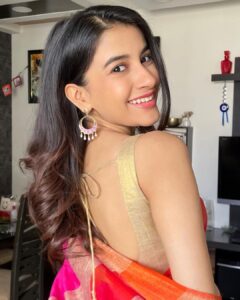 Simran Sharma Instagram - 🌸💞🎀💗

Earrings by @shop.mikoto