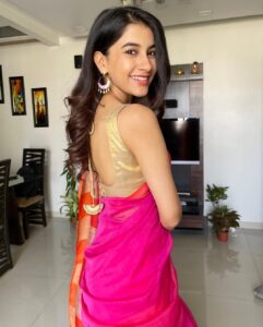 Simran Sharma Instagram - 🌸💞🎀💗

Earrings by @shop.mikoto