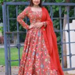 Sneha Instagram - Life is much better when you are living in the present moment. @geetuhautecouture @kalasha_finejewels @clicks_by_ajay #loveurself❤️ #liveinthemoment #reddress #lovewatudo💕 #showtime #mrnmrs #telugu #etvtelugu