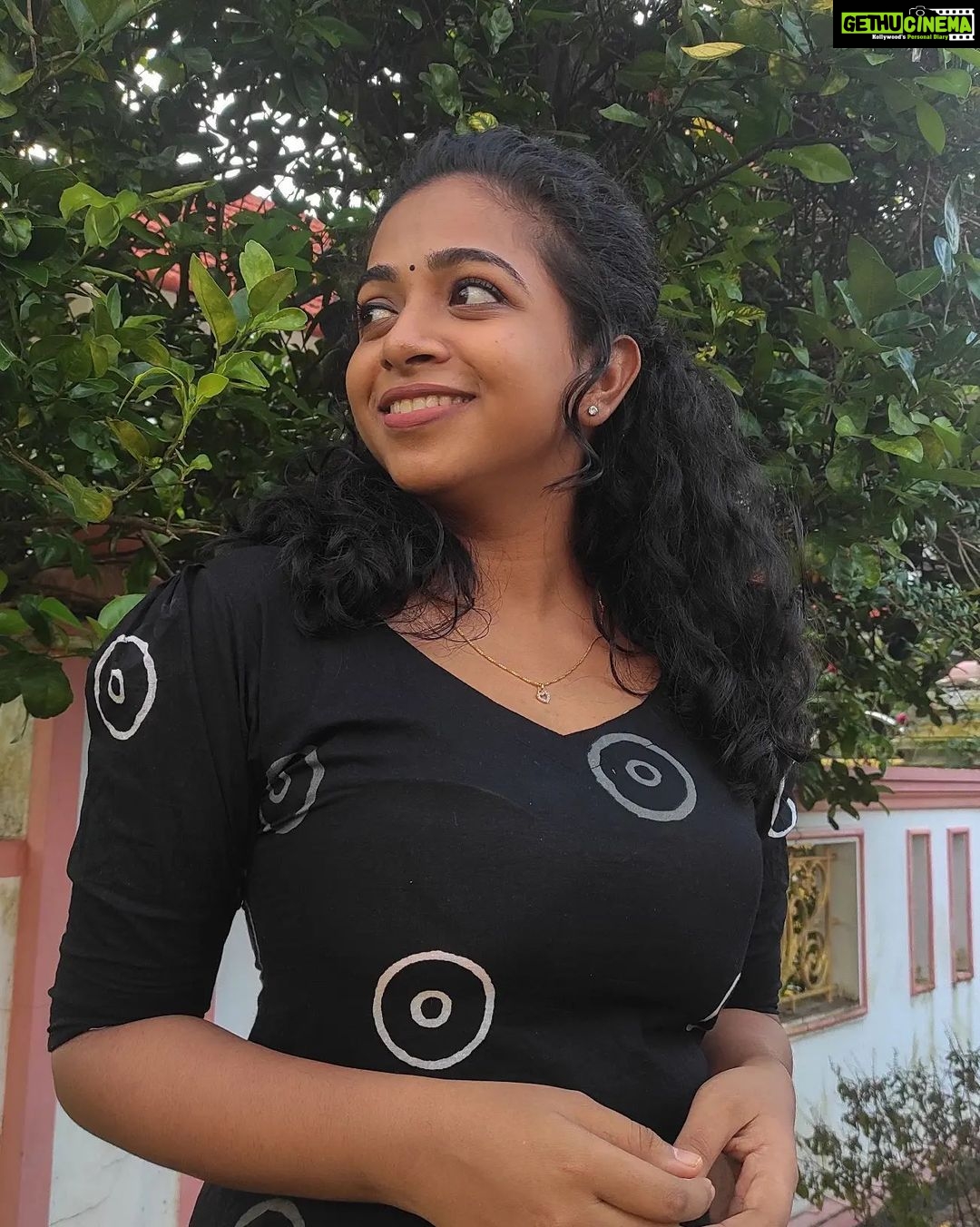 Sneha Babu Instagram - Wearing:- @budgetstoreknr