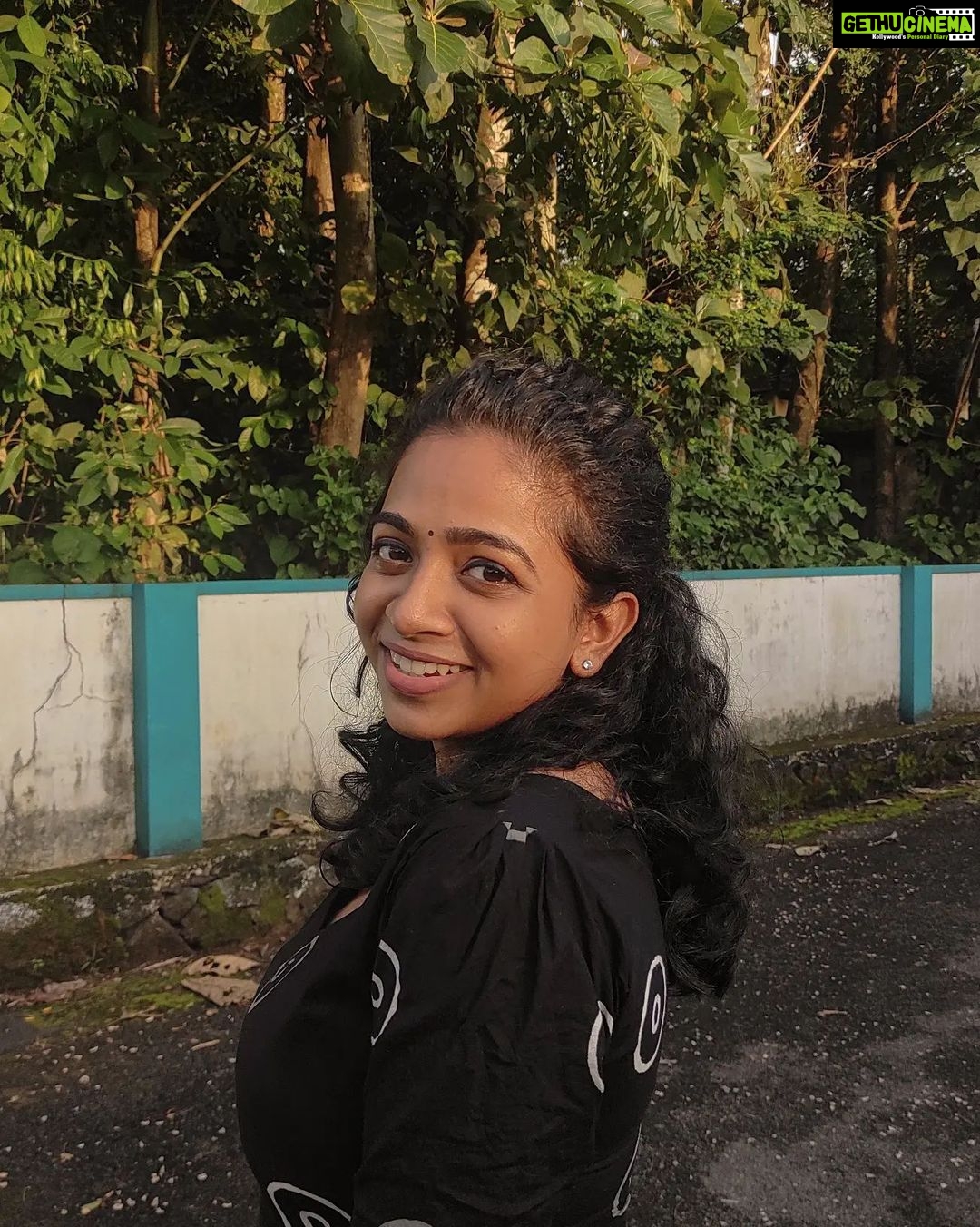 Sneha Babu Instagram - Wearing:- @budgetstoreknr
