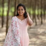 Sneha Babu Instagram – “I mean sure I have my bad days but then I remember what a cute smile I have”
-Chandler M. Bing
Outfit:-@chameli_the_designer_boutique 
PC:- @sreeku10_photography