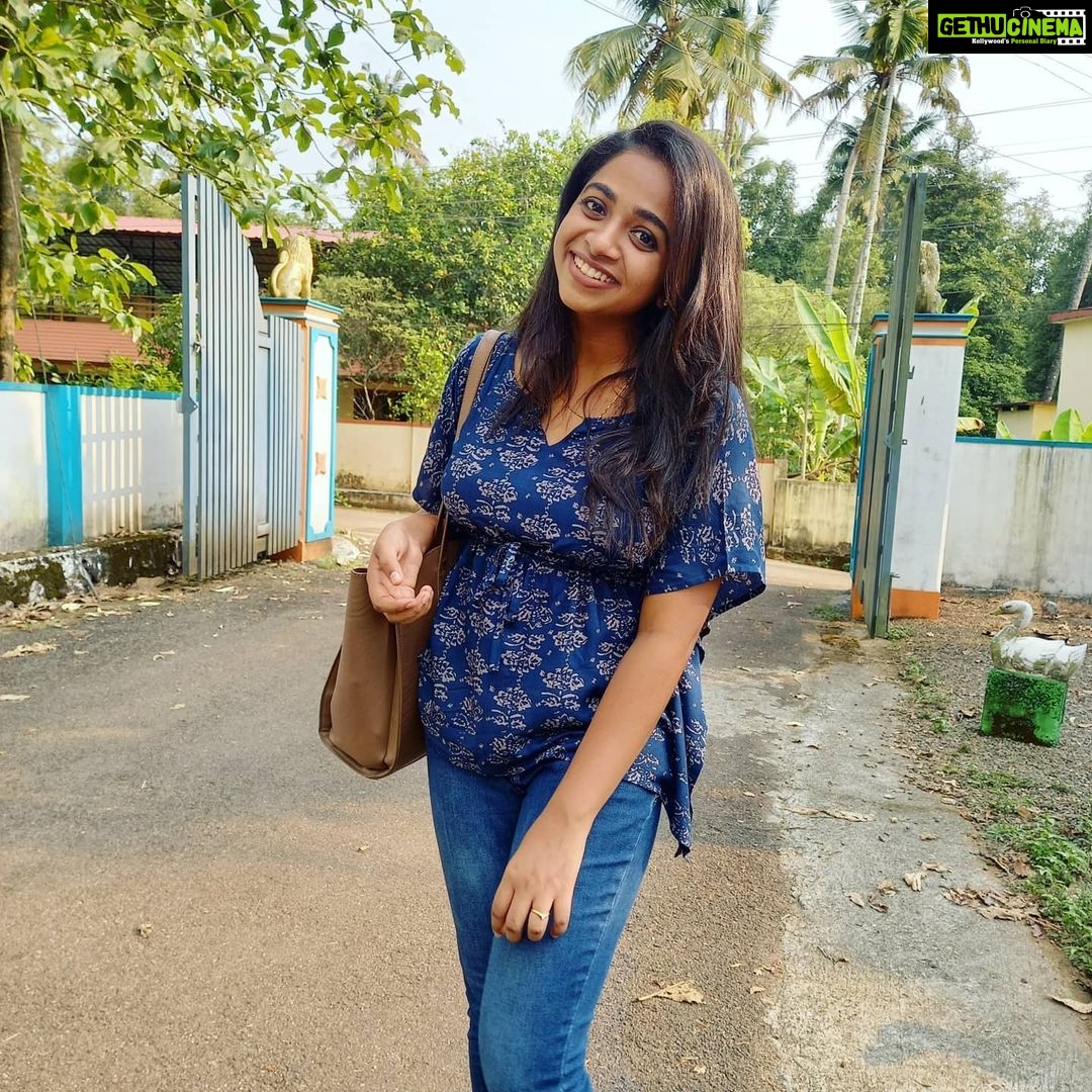Sneha Babu Instagram - Uhh Just. Kaftan top:- @raichels_collection