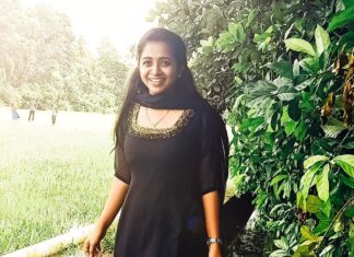 Sneha Babu Instagram - 🖤 Outfit:- @silver_lady_boutique Mala, Thrissur