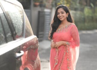 Sneha Babu Instagram - 🤍 Wearing:- @prakrithi_by_ramya Pc:- @sharon.shyam MUA:- @sidhalia_bridal_makeovers 佩鲁姆巴沃奥尔