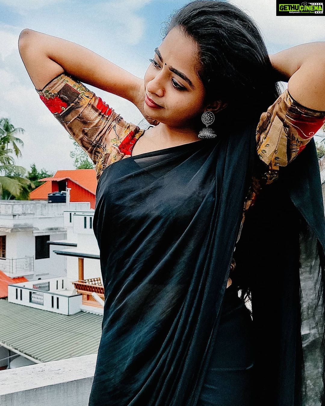Sneha Babu Instagram - Why is it so hard to think of a caption? Wearing:- @riti_boutique