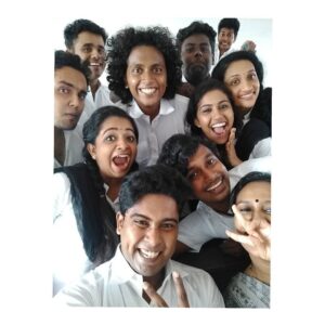 Sneha Babu Instagram - +2 Free Period BTS♥️
#karikkufresh