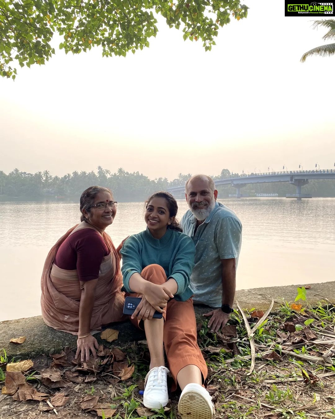 Sneha Babu Instagram - Shot a beautiful video with these cuties. Will be out soon. 🤍
