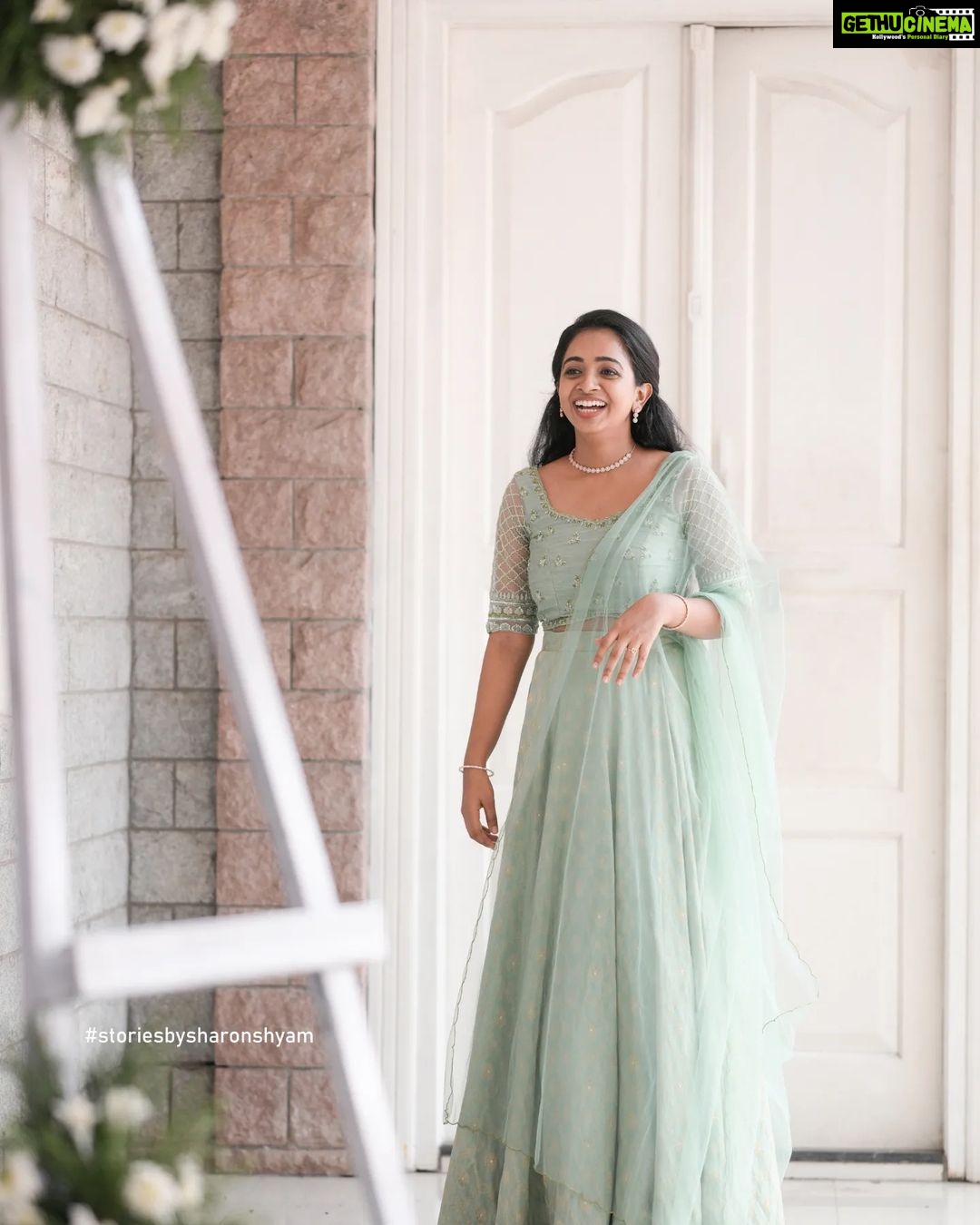 Sneha Babu Instagram - 🤍 Wearing:- @kriti.label Pc:- @storiesbysharonshyam