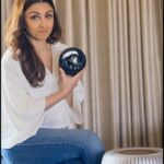 Soha Ali Khan Instagram – We try to provide our children with the best, but there are always some things that are out of our control like; Indoor air pollution. But now with Meditate Air Purifier by Havells Studio I am relieved as a mother, because I know my daughter is breathing in a clean and pure environment. You too should order now and take care of your family’s health all year around.

#MeditateAirPurifier #HavellsStudio #ad @havellsstudio