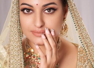 Sonakshi Sinha Instagram - POV: The Bride thinking how shes going to NAILIT at every function 💅🏼 Mehendi ➡️ Sangeet➡️ Haldi ➡️ Shaadi ➡️ Reception ➡️ Afterparty🎺 Are you going to be a part of the #SOEZIShaadiSquad this szn? ✨ Don’t forget to tag me and @itssoezi in your stories! The best ones will get a repost! 💅🏼 deets: Demi (Medium/Almond) #SOEZI #ITSSOEZI #SOEZIShaadi 💥
