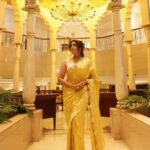 Sonali Kulkarni Instagram - Sunshine.. At Press conference of ‘Dharavi Bank’ Styled by : @prachethestylist ❤️ Assisted by : @styledby_bhakti @mansixix Saree : @shantibanaras Managed by: @elevate_promotions Jewlery : @azotiique Hair : @bhaktibarode_hairstylist Makeup : @shridharparab7906 Coordin : @sujeetyadav4058 📸 : @shruu_t #DharaviBank #mxplayeroriginals #MXplayer