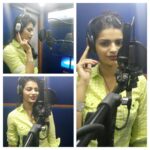 Sonali Raut Instagram - #Dubbing #workmodeon #movie #bollywood #mumbai #worktime
