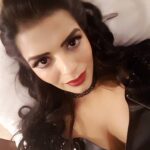 Sonali Raut Instagram - #selfie😚 Hotel Vision Mahal