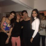 Sonali Raut Instagram – #aboutlastnight was great meeting few old friends after a long time.
#performer #friends #nighout