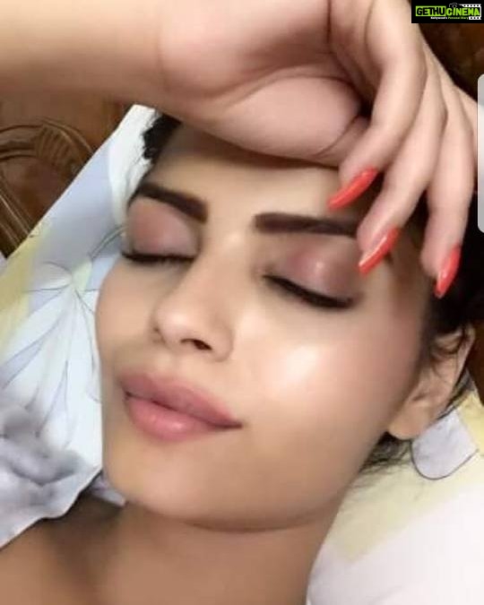 Sonali Raut Instagram - For your eyes only 👀. #eyes #tired #summer