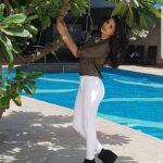 Sonali Raut Instagram - #summerfeels. Loving the colors in this picture!! It's about time we say goodbye to summer