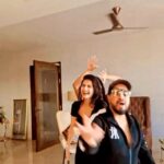 Sonali Raut Instagram - Masti time @mikasingh @natashasuri #reelsinstagram #reelsvideo