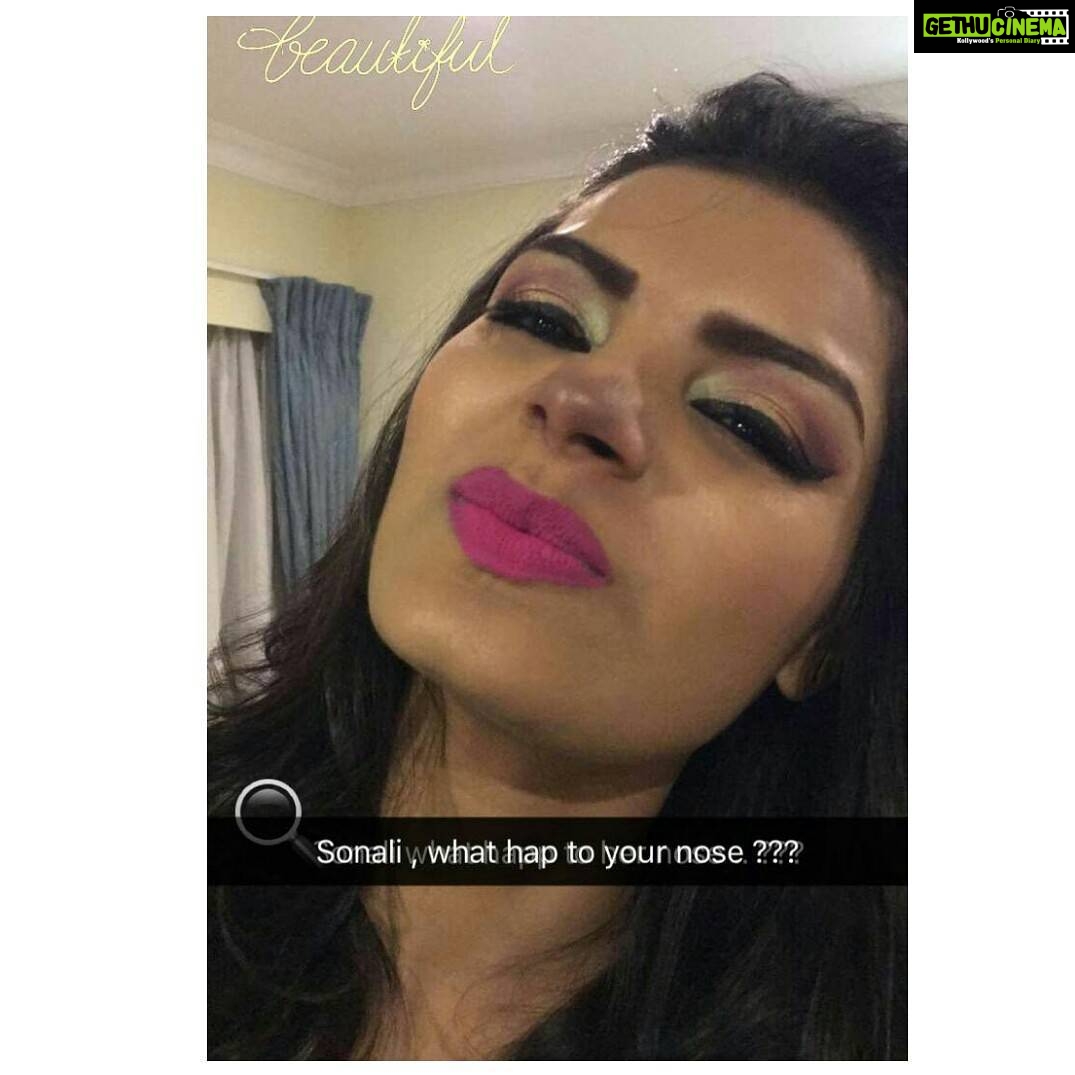 Sonali Raut Instagram - When your makeup artist gets confused and picks up the wrong palette. #ContouringGoneWrong #BlackNose #GoofyMe
