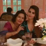 Sonali Raut Instagram - Great Job Mom, I turned Out Awesome👌😉!! #happymothersday ❤❤❤❤❤❤