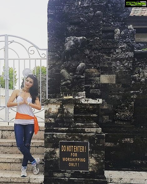 Sonali Raut Instagram - It feels so nice to have a Hindu Temple in Indonesia #aslisonali #temple #hindutemple #indonesia #ganpati #ganpatibappa #ganpatitemple #blessed #feelingblessed