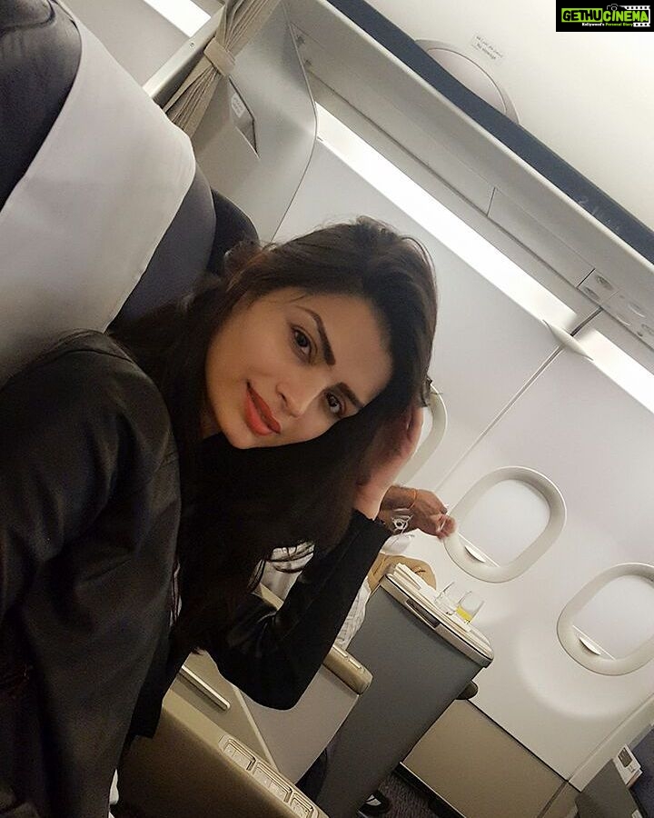 Sonali Raut Instagram - #TravelDiaries Off to #Malaysia #traveler #onflight #aslisonali