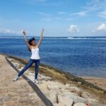 Sonali Raut Instagram - #floressea Insanely Clear Water. Insanely Blue Sky. #TravelDiaries #bali #indonesia #traveler #aslisonali Flores Sea
