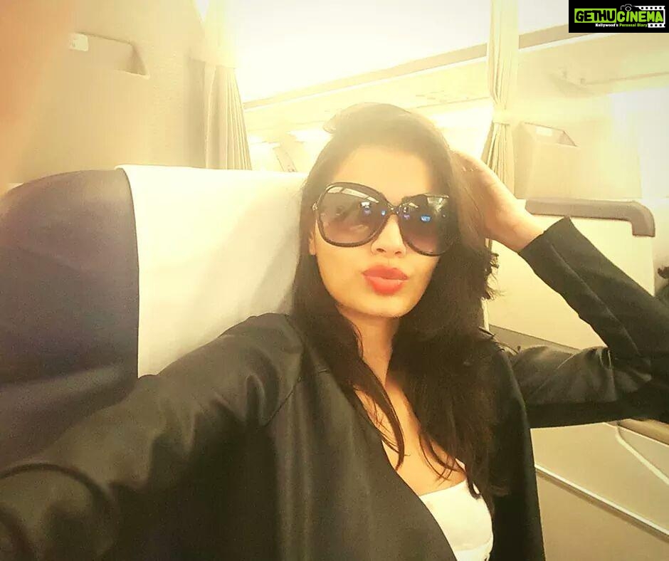 Sonali Raut Instagram - #AboutYesterday #SelfieTime #bahrain #aslisonali