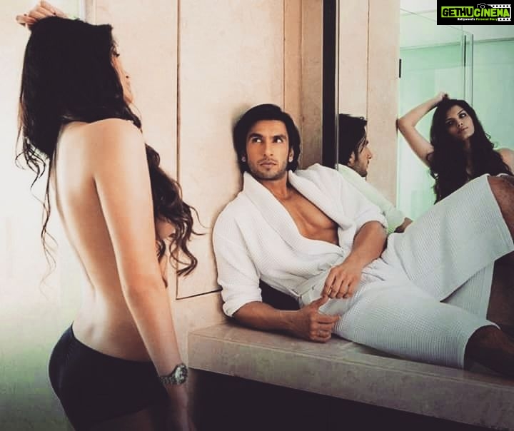 Sonali Raut Instagram - Throwback from the @Maxim.India Photoshoot with the super-hot @ranveersingh! #aslisonali #throwback