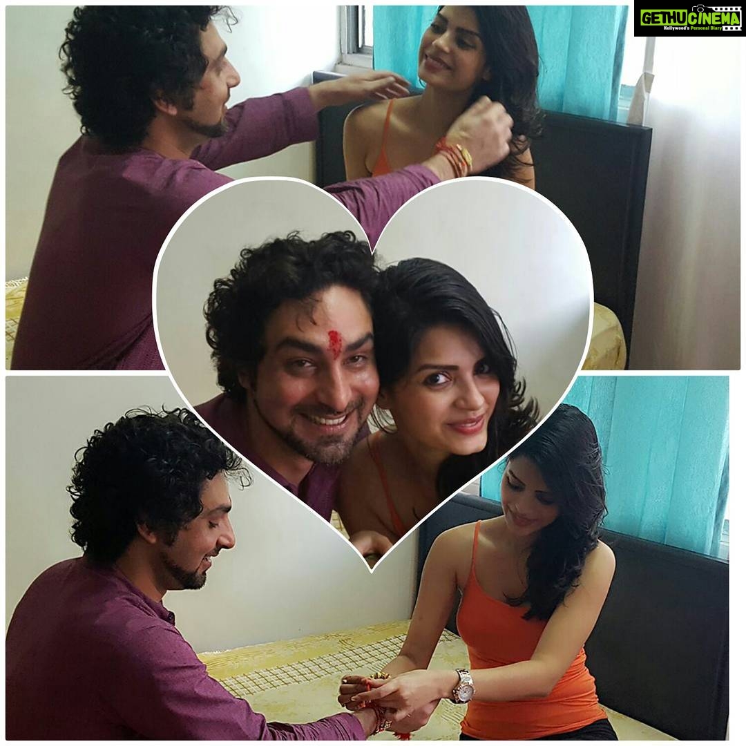 Sonali Raut Instagram - My #brother from another mother.. Happy Raksha Bandhan @praneetbhat... Praneet Bhai.. You are the best #rakshabandhan #brothersisterbond #aslisonali