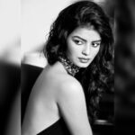 Sonali Raut Instagram - Beat the #TuesdayBlues with a fresh start. #Fashionista #Photoshoot #aslisonali