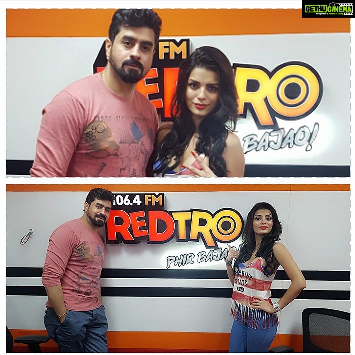 Sonali Raut Instagram - A laughter Riot with @Pritampyaare on his show 93.5 Red FM. #GreatGrandMasti #LipstickLagaKe #aslisonali