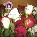 Sonali Raut Instagram - Thank all the fans of mine for the love and support I always get from them and putting so much effort to make me feel good by making this beautiful invitation of roses with my face engraved
