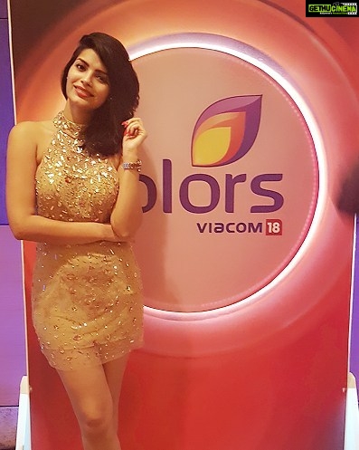 Sonali Raut Instagram - Last night at Colors annual party with the whole colors team and my friends wearing beautiful dress of my favourite Rippi Sethi.#colors #rippi sethi#annual party#big boss @rsbyrippiisethi @rippps