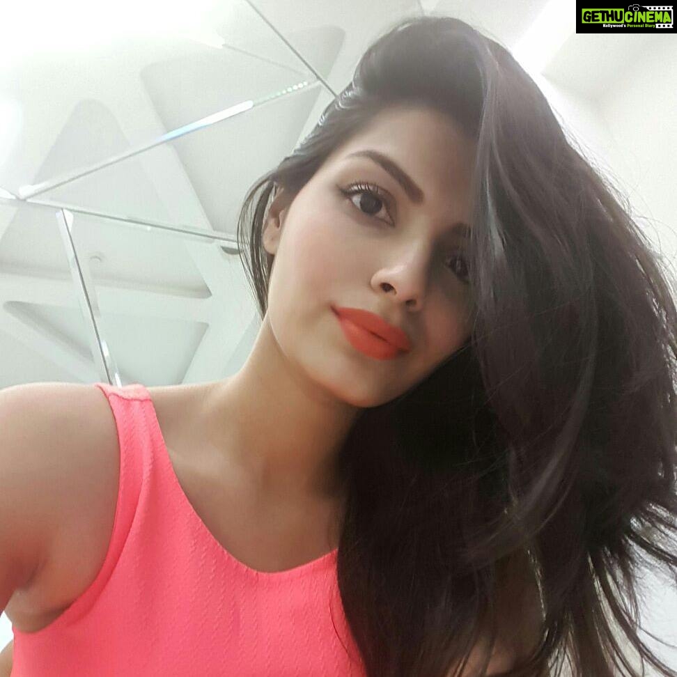 Sonali Raut Instagram - #goodevening #pinklove