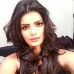 Sonali Raut Instagram - #thursday #workmodeon