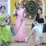 Sonali Raut Instagram - On the sets of #Comedyclass with @krushna, @Bharti @SiddharthSagar