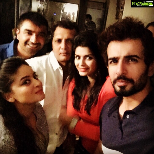 Sonali Raut Instagram - Aseem Merchant's birthday party #fun #frolic #friends #Partymodeon