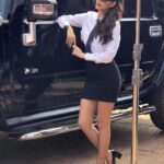 Sonali Raut Instagram - 🖤🖤💢!!! #classy #blackandwhite