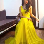 Sonali Raut Instagram - Yellow is capable of charming god!!🌞🌞 #shootdiaries #yellow #sundaylove #suncolors #beauty #beautiful #sunshine