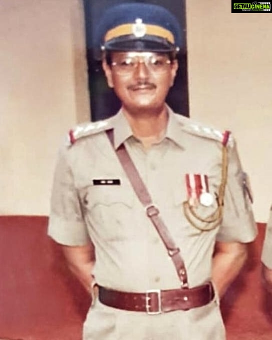 Sonali Raut Instagram - The best Policeman n even better father❤!!! #happyfathersday #prouddad #fathersday #prouddaughter #love #family #mumbaipolice #cop Mumbai, Maharashtra