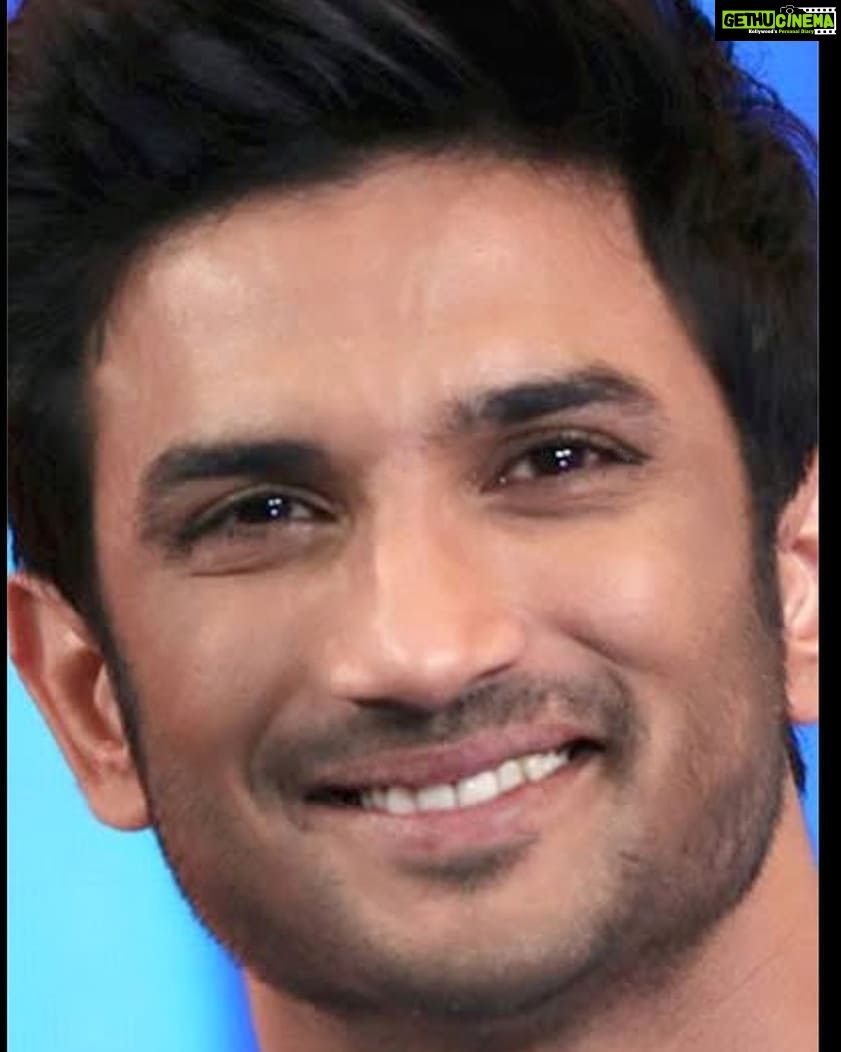 Sonali Raut Instagram - Saddened and shaken to hear the sad demise of Sushant Singh Rajput ..!! Gone away too soon :( Vry sad news #sushantsinghrajput #mentalhealthmatters #RIP #terrible #gonetoosoon #bollywood #sad😔 #mentalhealth