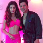 Sonali Raut Instagram – Priveledged to have worked with the ‘Golden Voice of India’ @singer_shaan @riyazzamlani
Music video coming soon 
Managed by @moushumibanerji 
@slashproductions 
#musicvideo #shootmode #sonaliraut #bollywoodactor #bollywood #singer #shaan #workmode #goa #shootdiaries #somethingcomingupsoon Goa